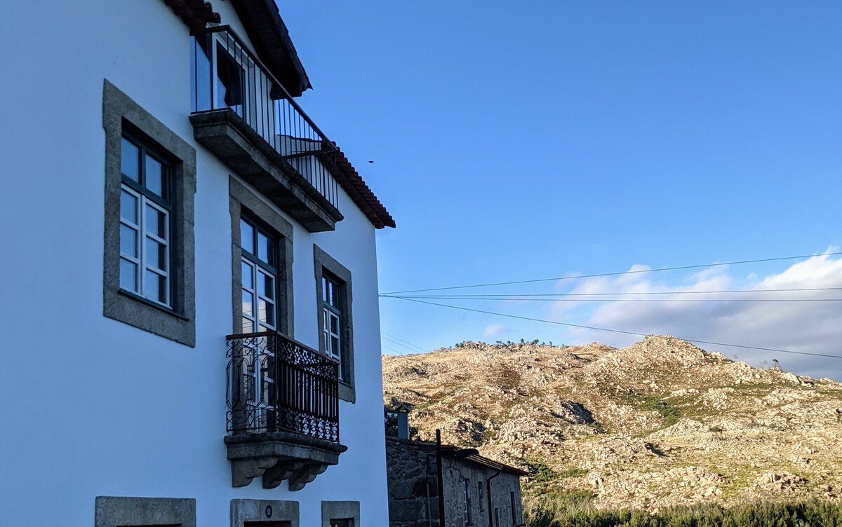 Casa de 2 quartos com piscina praia fluvial a 300m