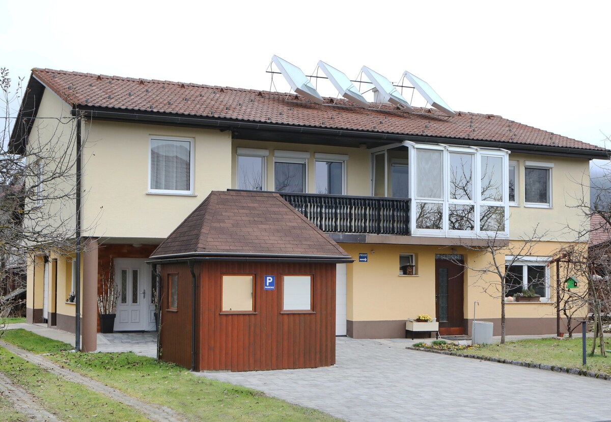 齐格蒙德公寓别墅（ Apartma Villa Zigmund ）