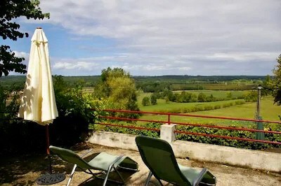 Maison de campagne avec piscine et vue panoramique