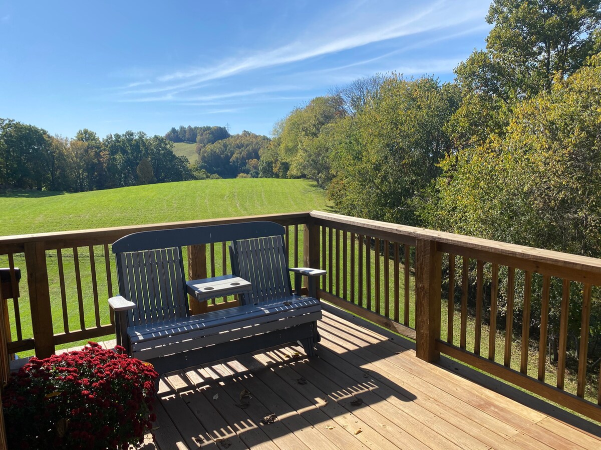 Mountain Breeze at Mystic Mountain Farm