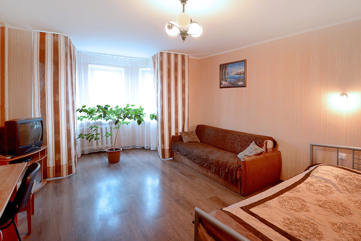 基辅市中心Podil的舒适的公寓