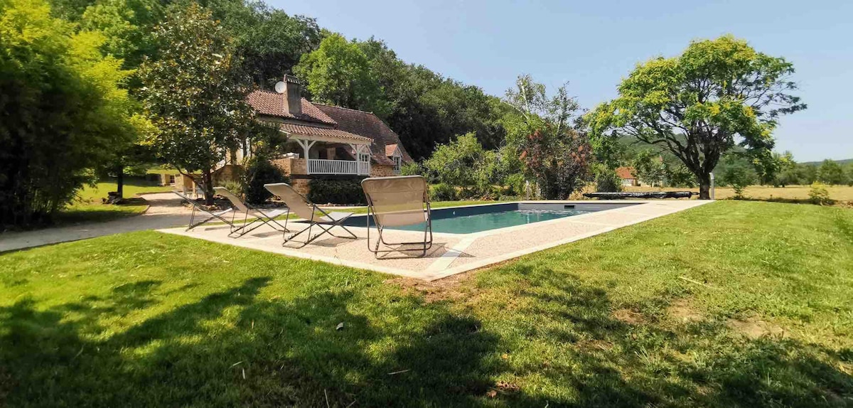 Gîte avec piscine "Les Peyrières" Autoire