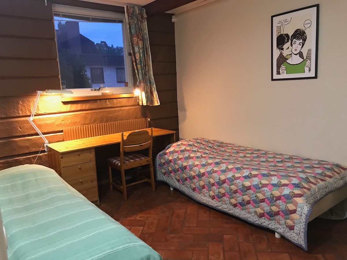 舒适的房间2床-可预订1床或2床！