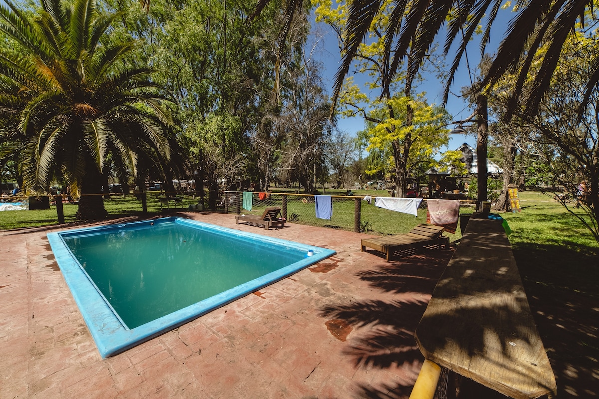 Habitación en casa de campo o acampe