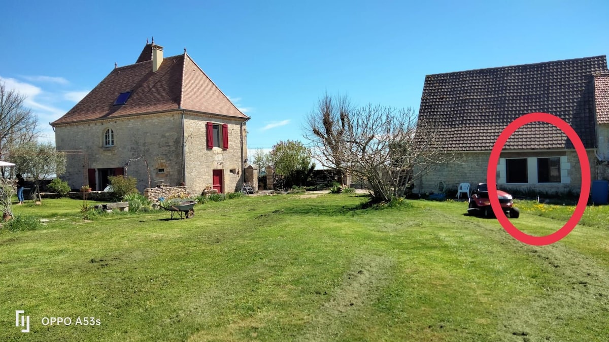 L'écurie du mas

 "piscine ouverte"