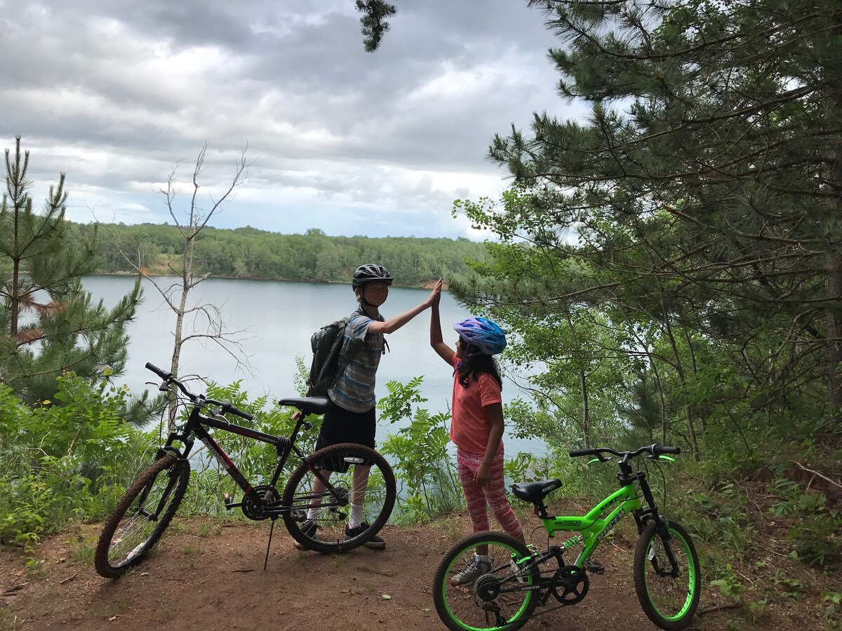 Cuyuna Lake Cabin。自行车道、SUP和Serenity