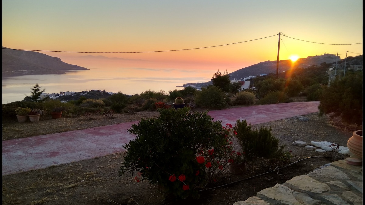 Villa Savoia
All the Aegean sea on your door steps