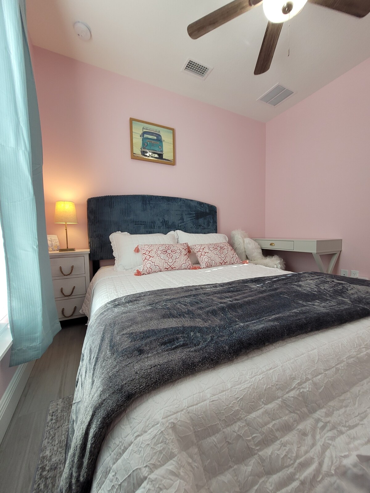 *迷人的粉红色平房*带2米宽双人床，蓬塔戈尔达