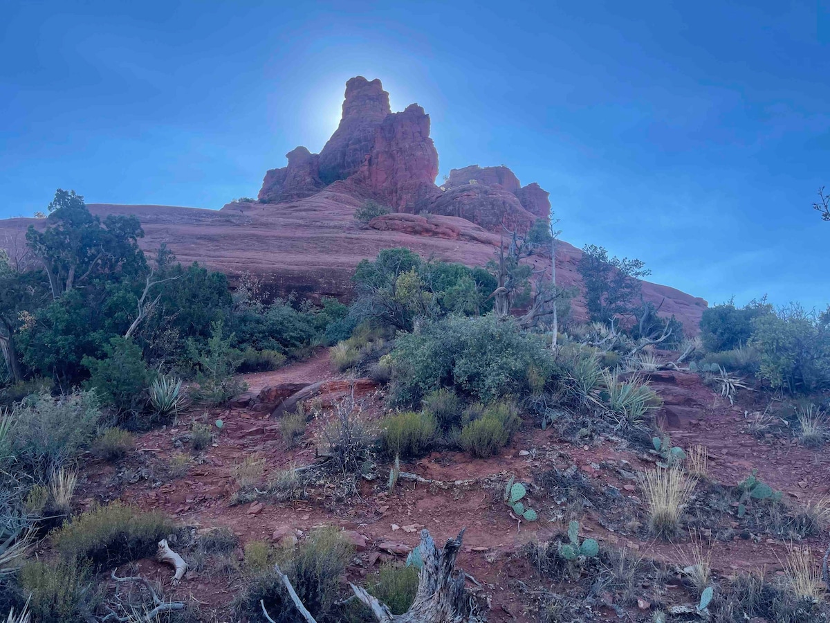 “Sedona Bliss” :Dog & Kid friendly, Hot Tub!