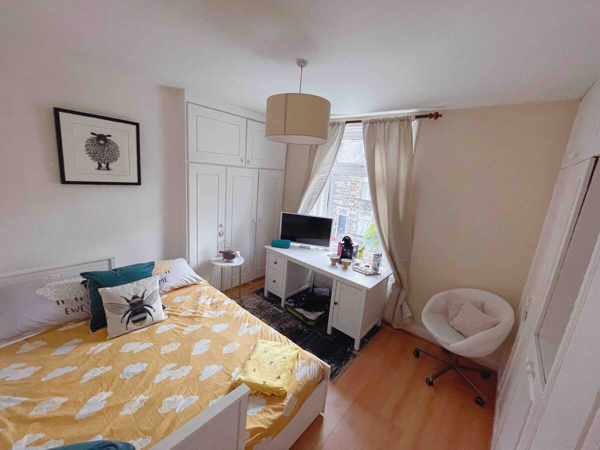 Private Room in the heart of Ilkley!