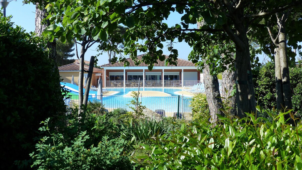带泳池的房子-南法国- Calvisson Gard