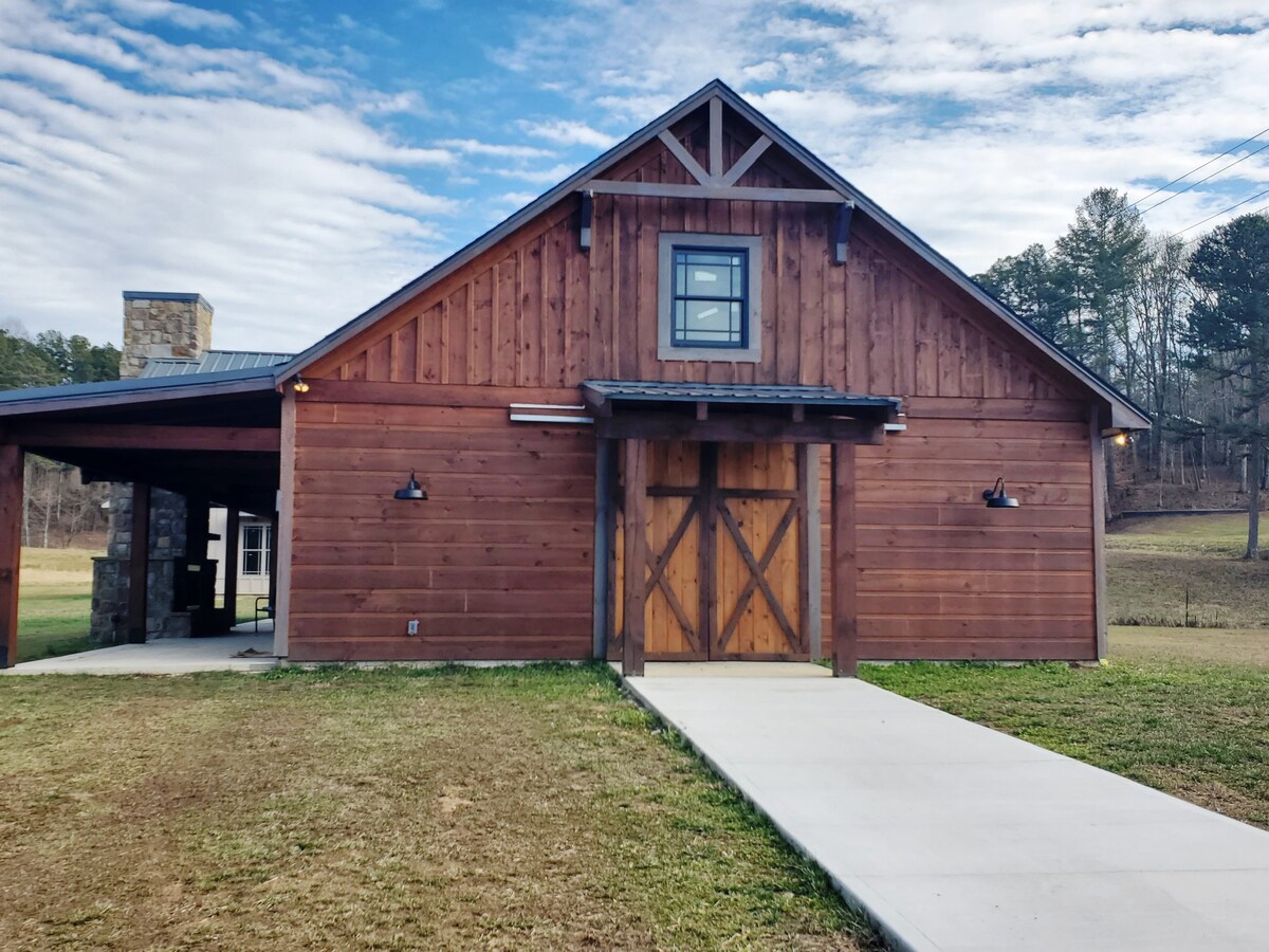 The Meadows Ranch - Event Barn