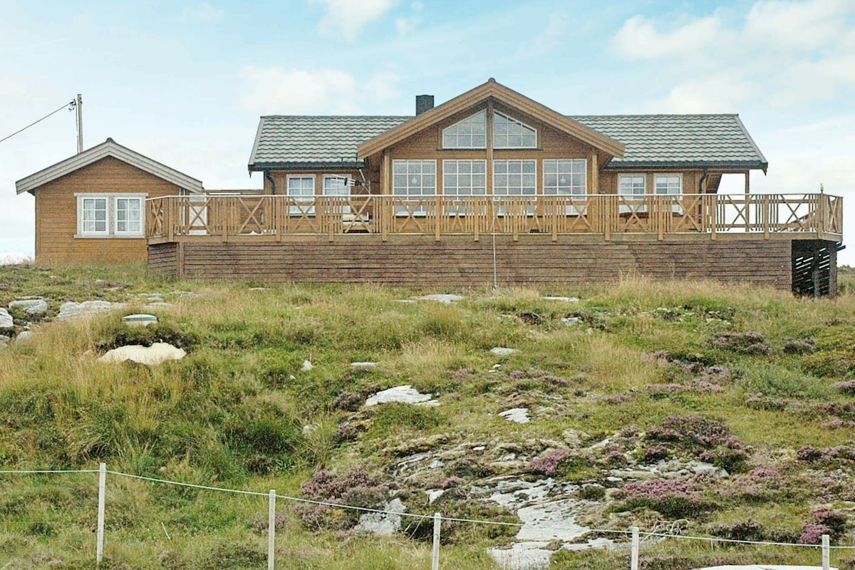 8 person holiday home in dyrvik