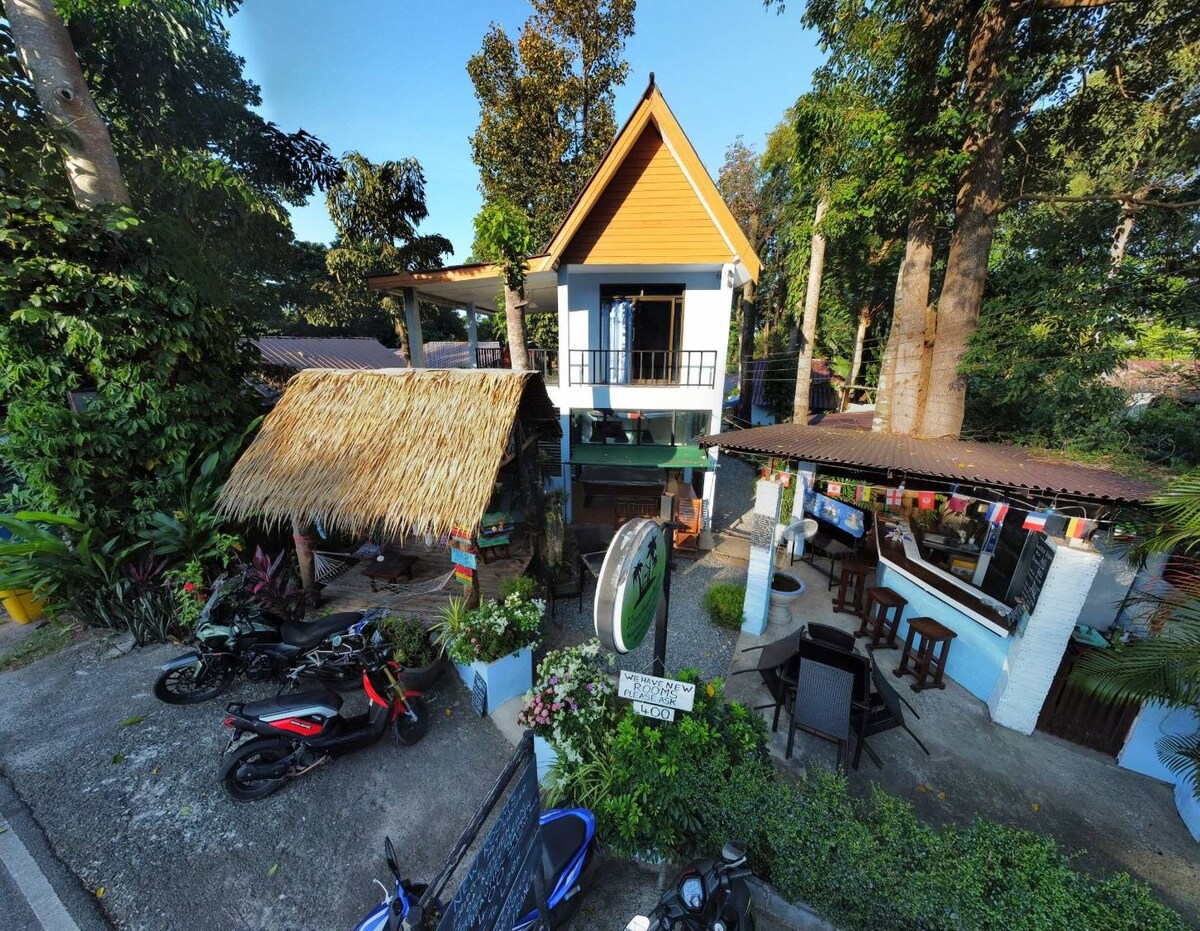 3 Trees Guest House, Bailan Bungalow 2