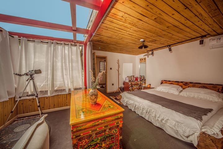 狄克别墅城独栋房民宿