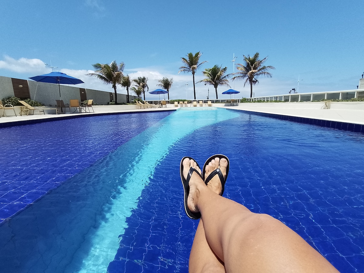 Frente mar, prédio alto padrão