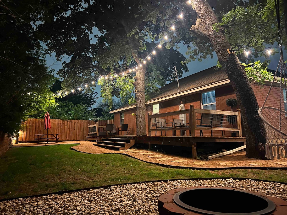 Backyard OASIS next to AT&T!