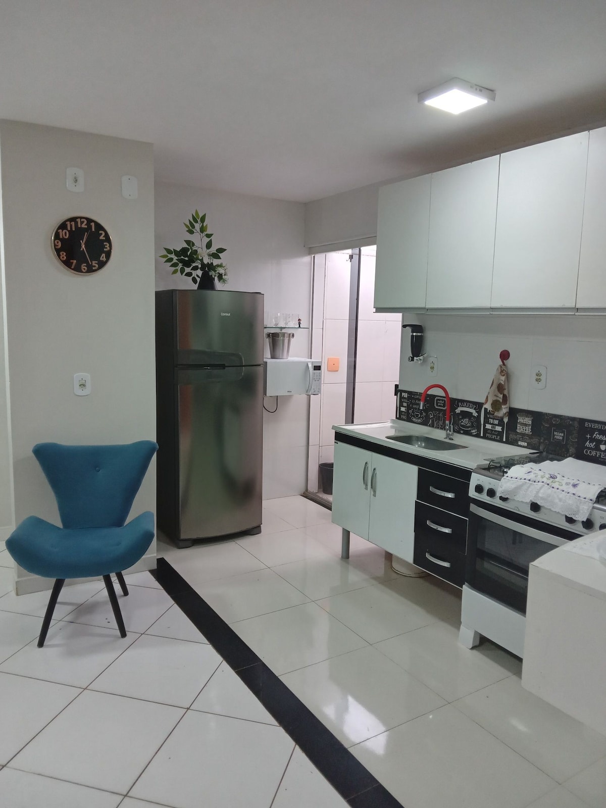 Apartamento inteiro mobiliado