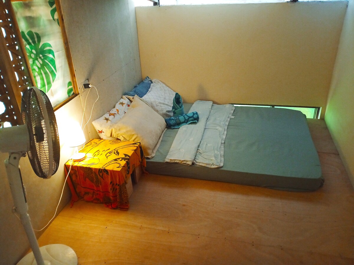 Amwani Breeze Tiny Room -Non Refundable with Bfast