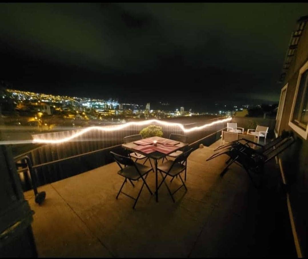 Linda casa con vista espectacular de Valparaíso