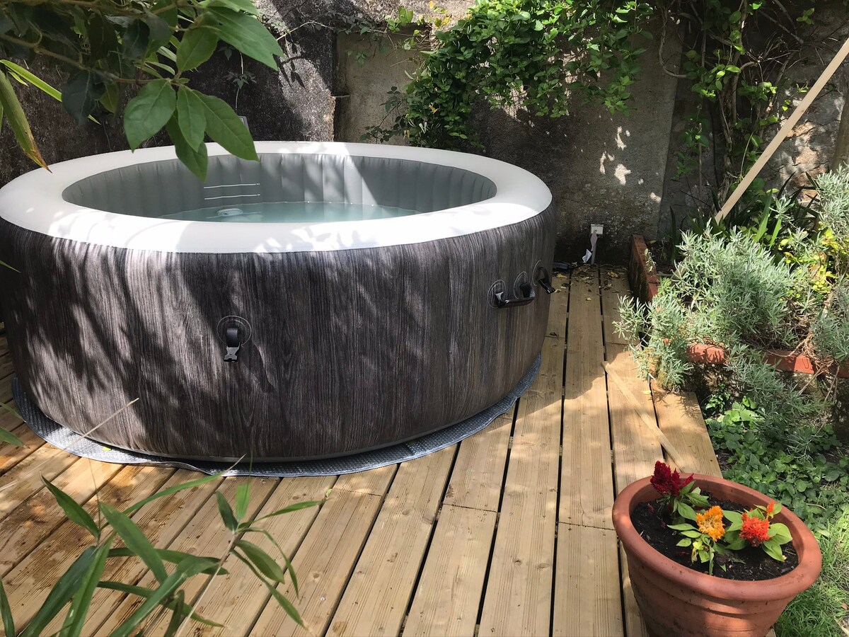 Cottage du garlai avec jacuzzi