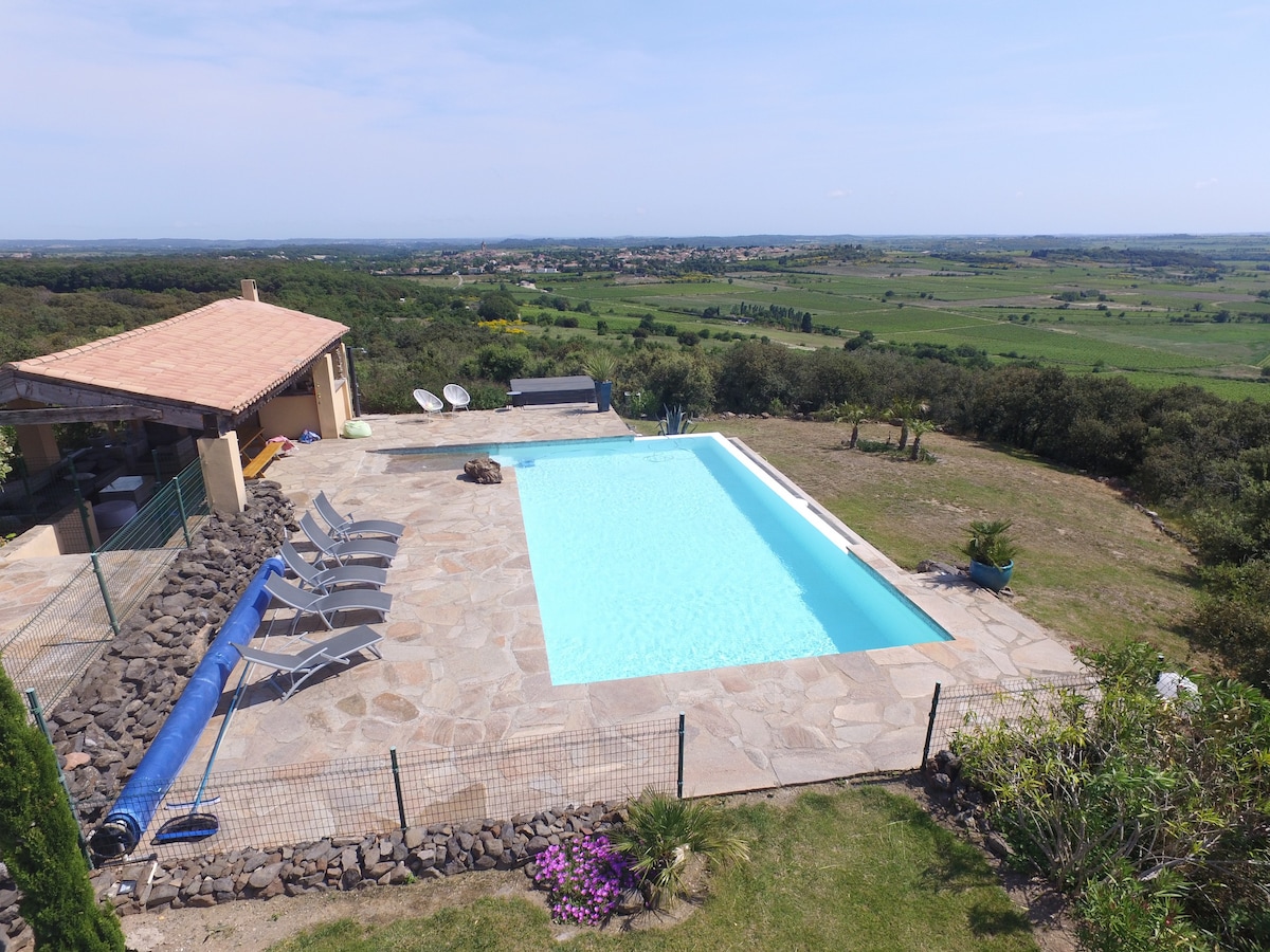 gîte d'exception 4/6 pers, piscine chauffée et SPA