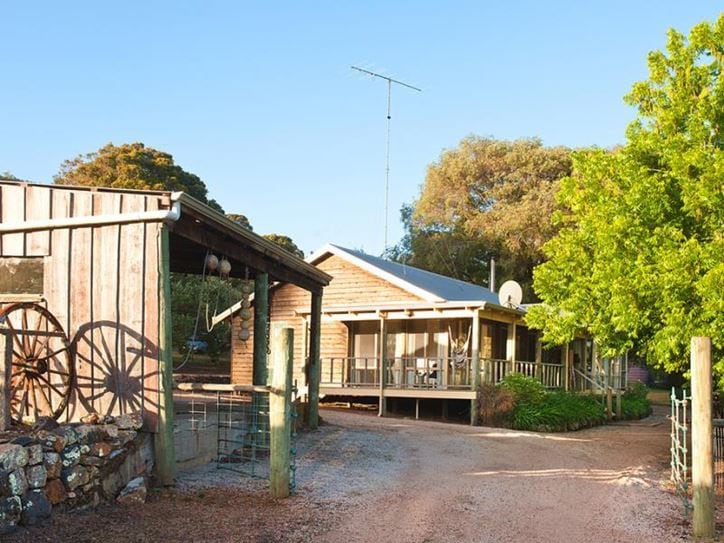 Littlebrook Cottage @ Margaret River on 200ac farm