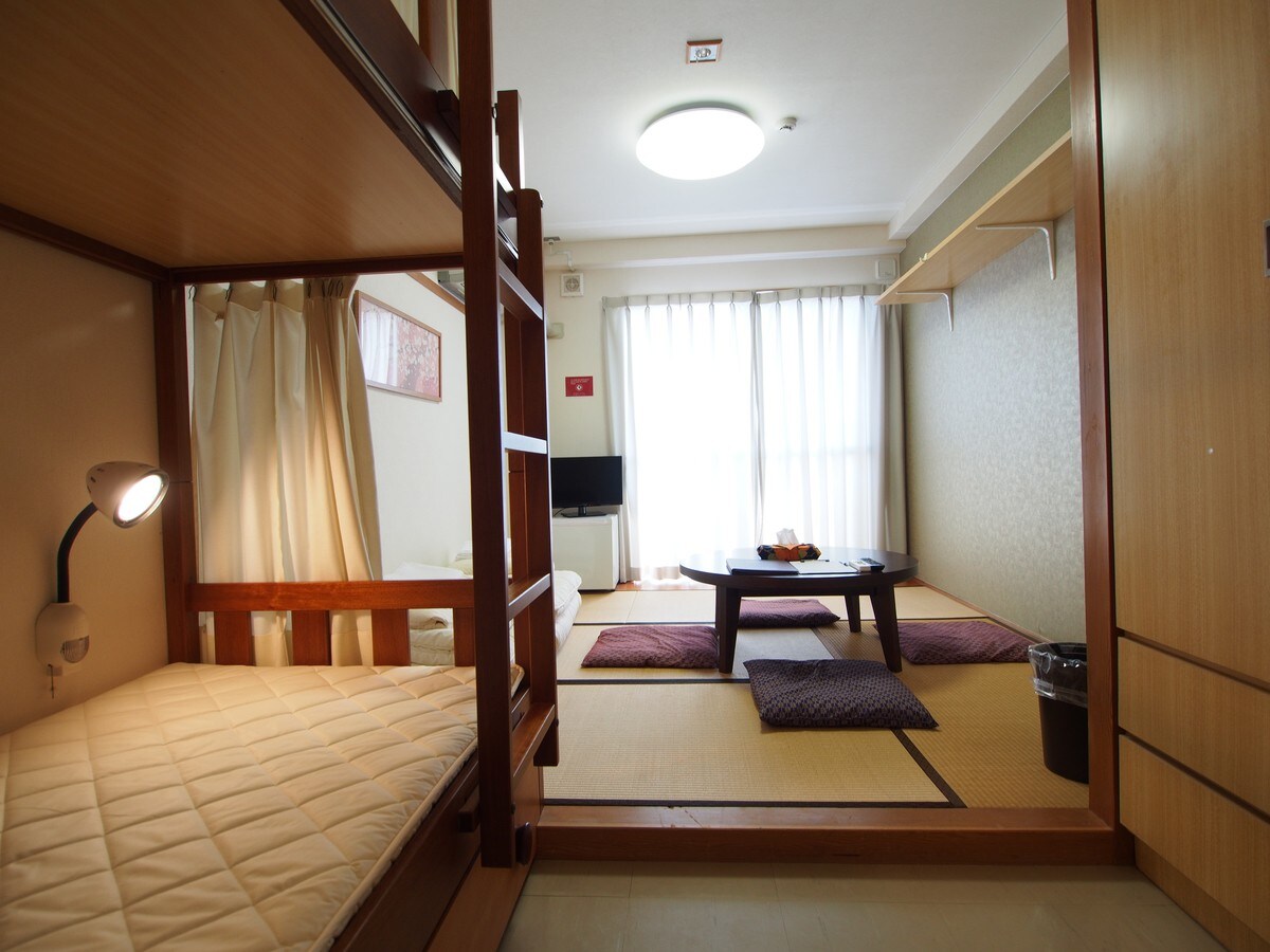 日本风格，最多4位房客（双层床+日式床垫）