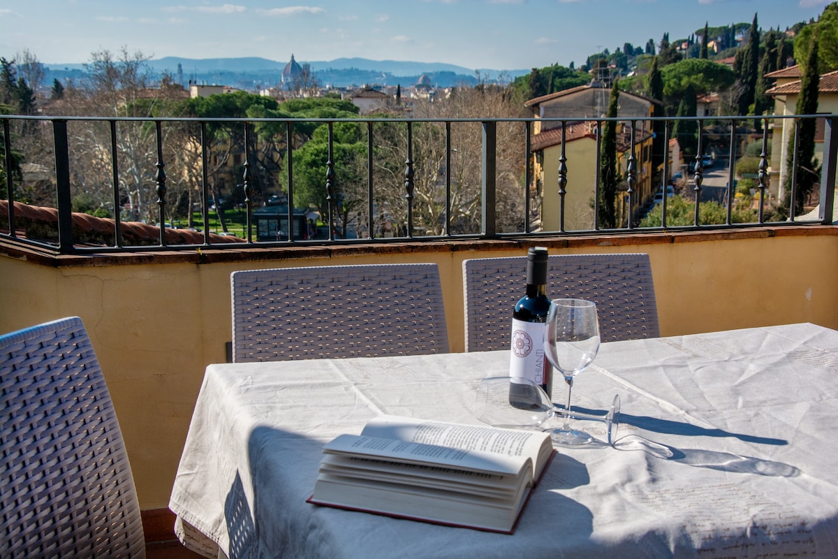 别墅公寓-俯瞰佛罗伦萨的露台