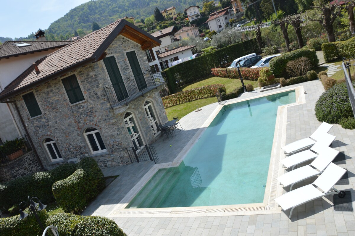 Bellagio Love ：泳池，靠近湖泊，免费停车