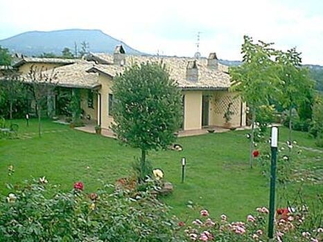 Villa Shasta,  between thermal baths and villages