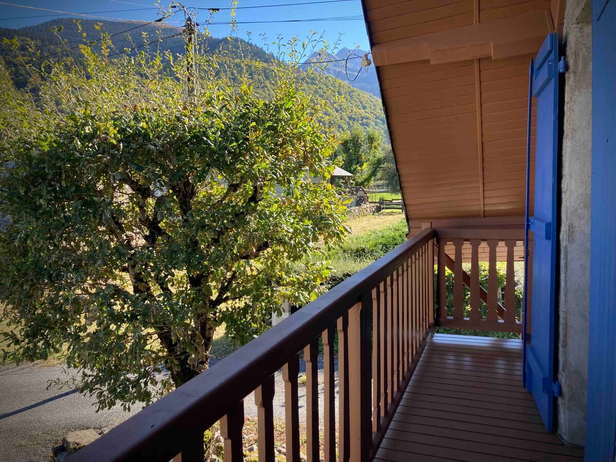 利斯蓬谷（ Lesponne Valley ）温馨舒适宜人的度假木屋