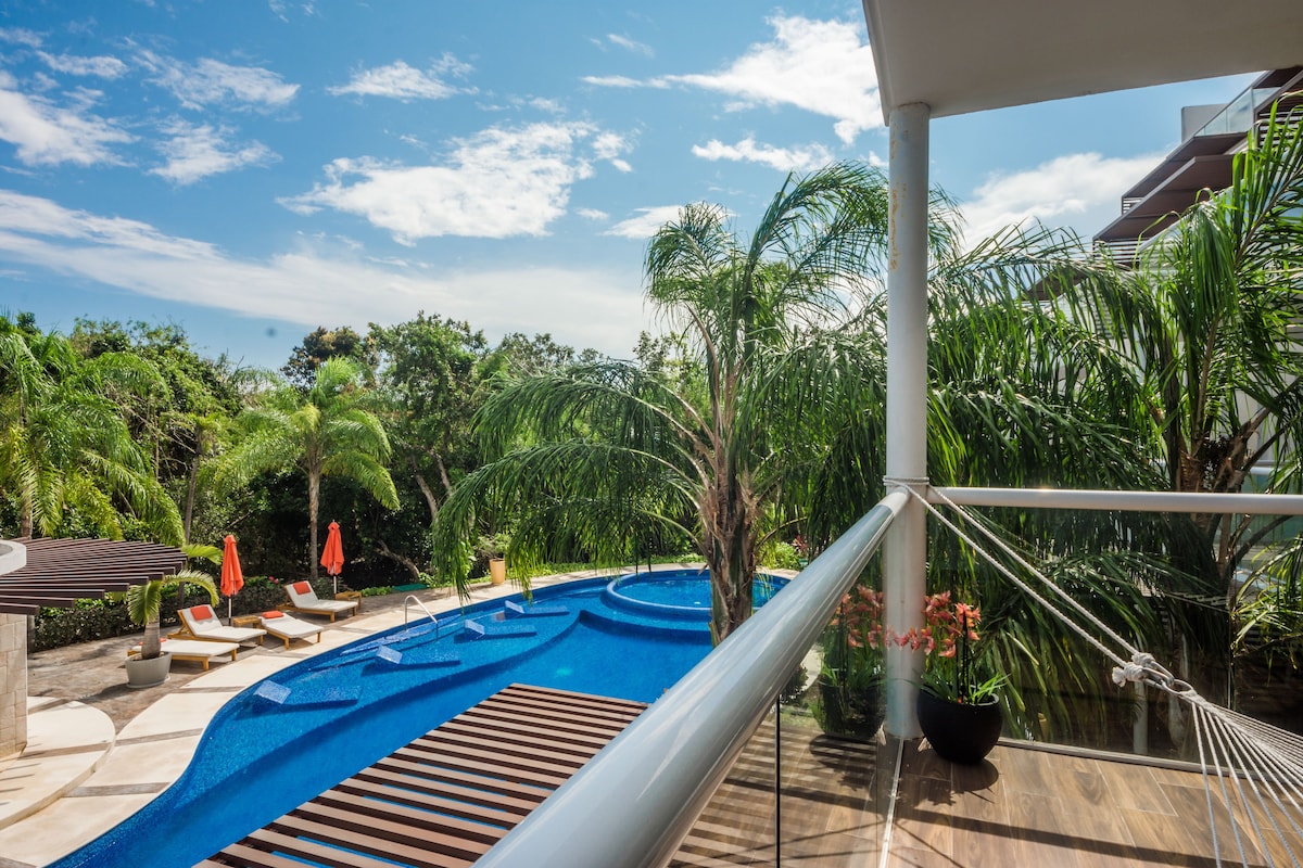 Upscale 2 Bdrm Pool View in 5 Star Bahia Principe!