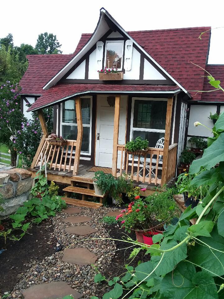 Storybook Cottage with a View