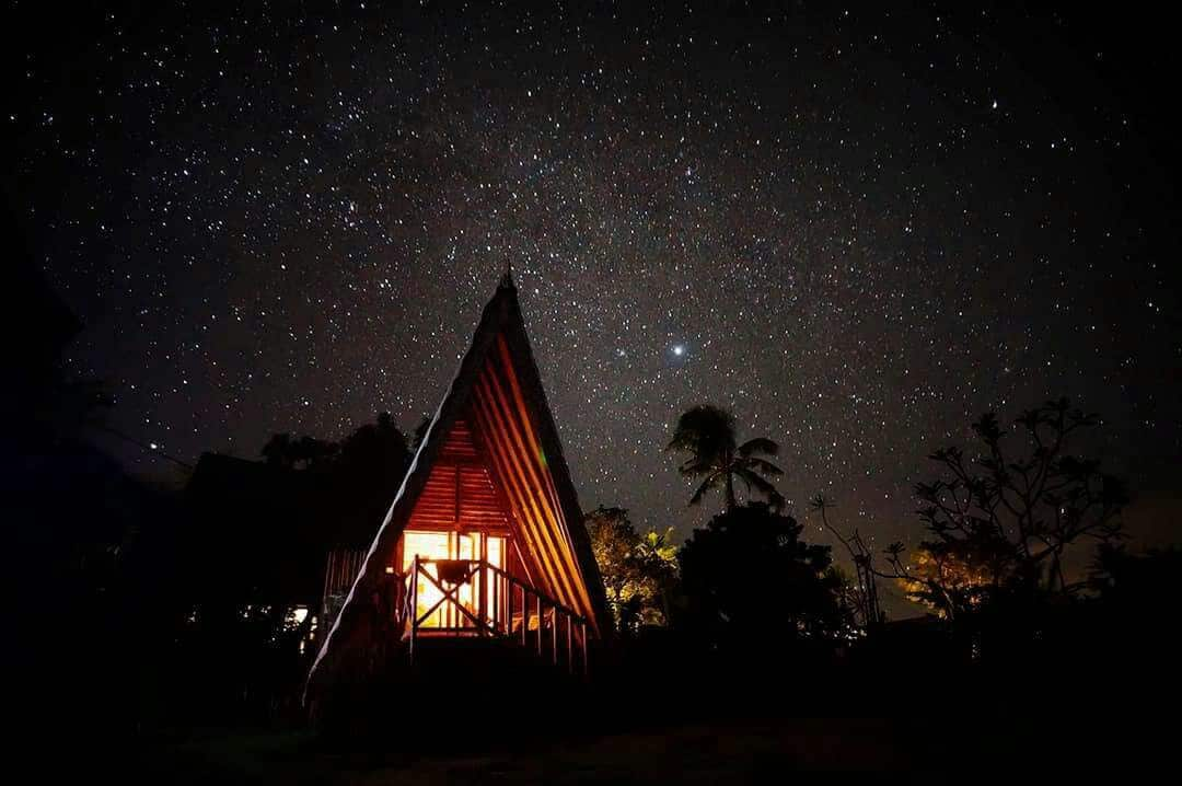 Zen Bungalows lush valley beach stay