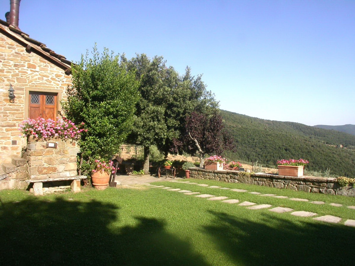 Lauro Graziosa Country House with Pool