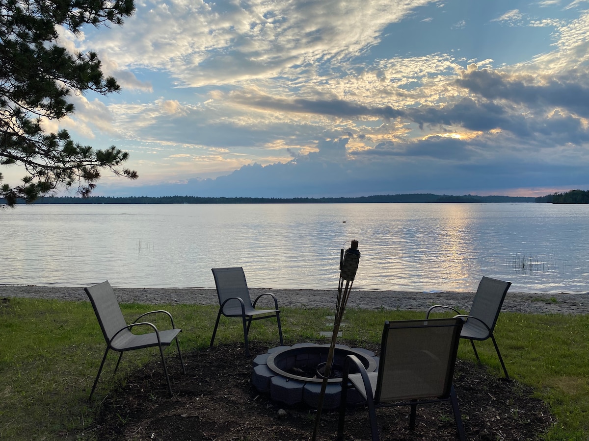 The Maine Getaway - Lakefront with Beach