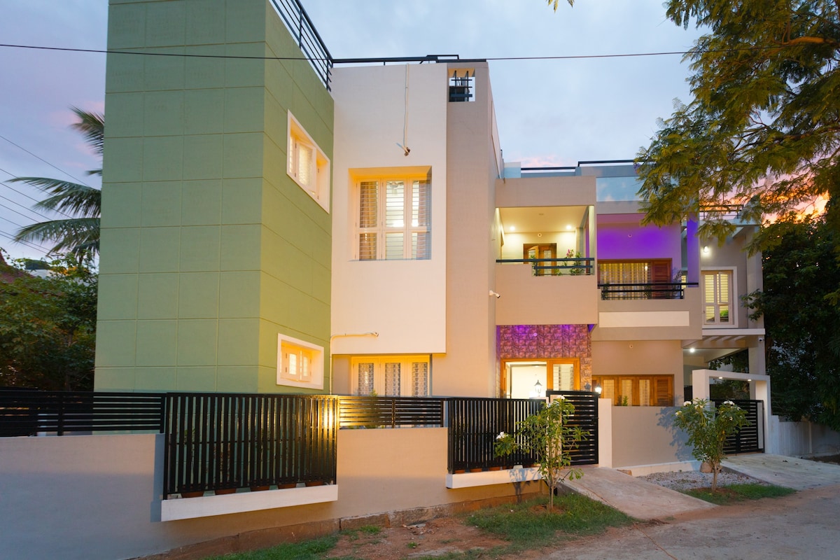 六卧室私人别墅@ Likemyapartment Mysore。
