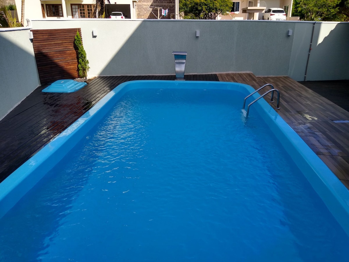 Casa com piscina , Praia da vila , Imbituba - Sc