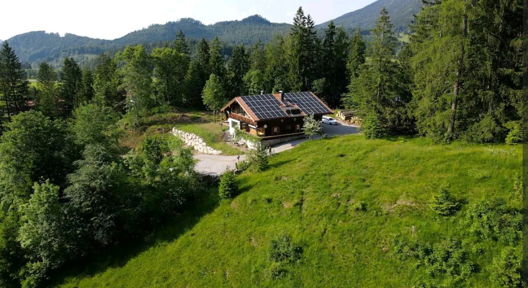 Idyllic mountain chalet in secluded spot - 5 pers.