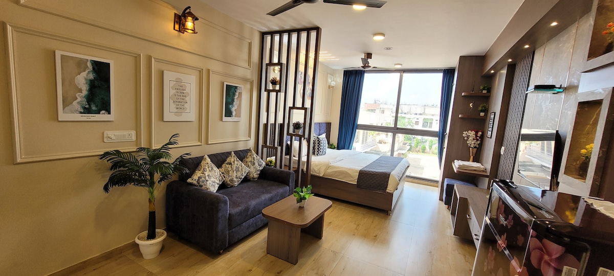 The Johari - A Luxury 1BHK Studio Apartment