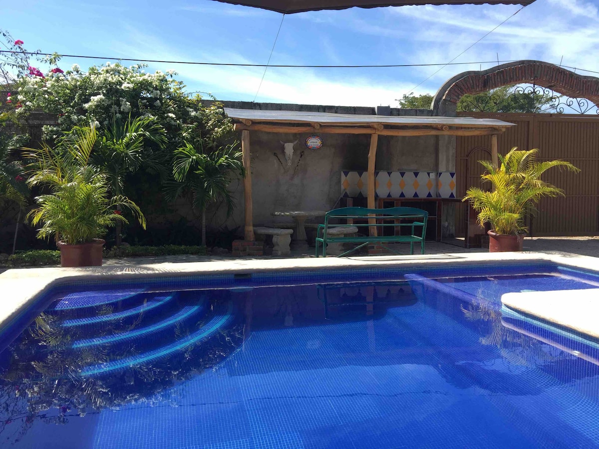 Casa Vacation w/Rincon de Guayabitos Nay泳池