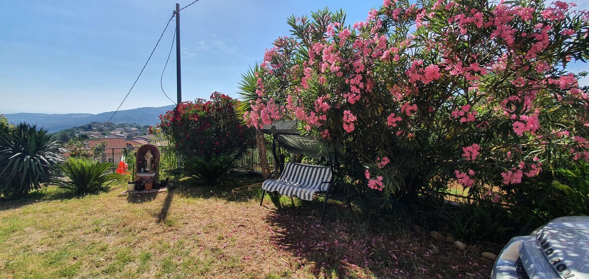 Terrazzo vista mare, collina e borghi