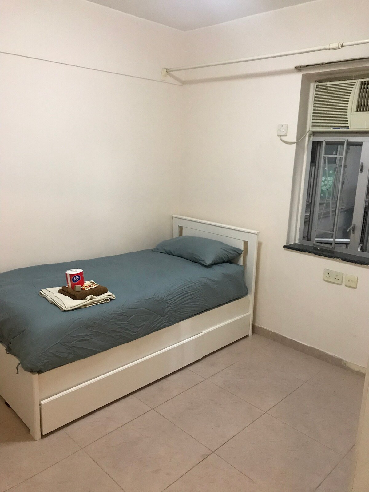 Cozy room in TST, near harbour, mtr and K11