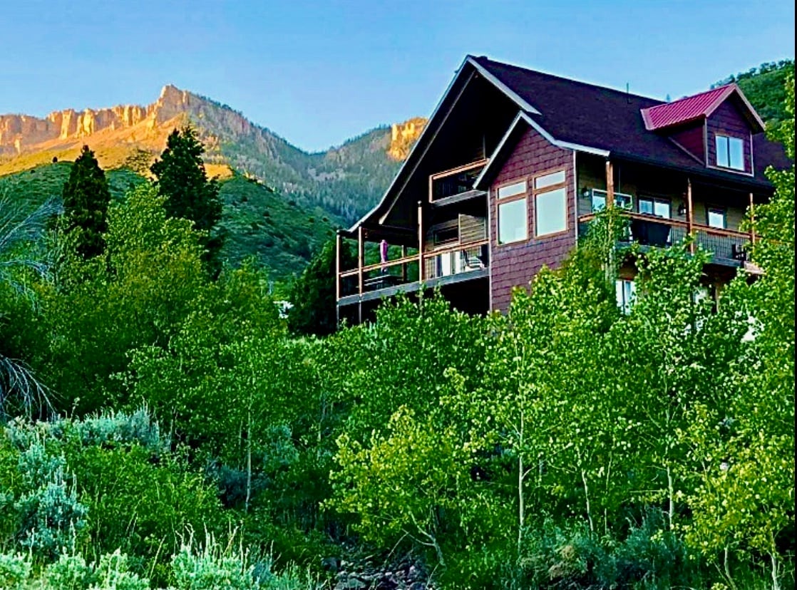 Cabin in Ashley Nat Forest,54 miles frm Park City