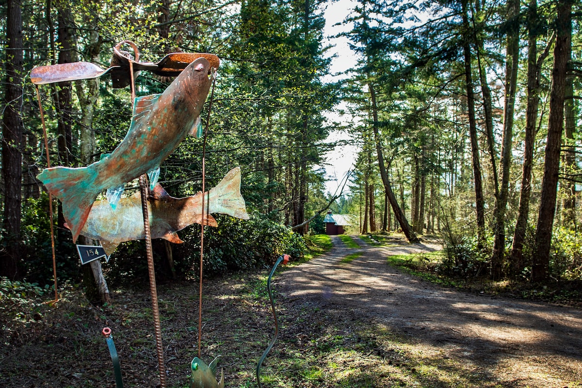 "Osprey Nest" on Magical Orcas Island, Eastsound!