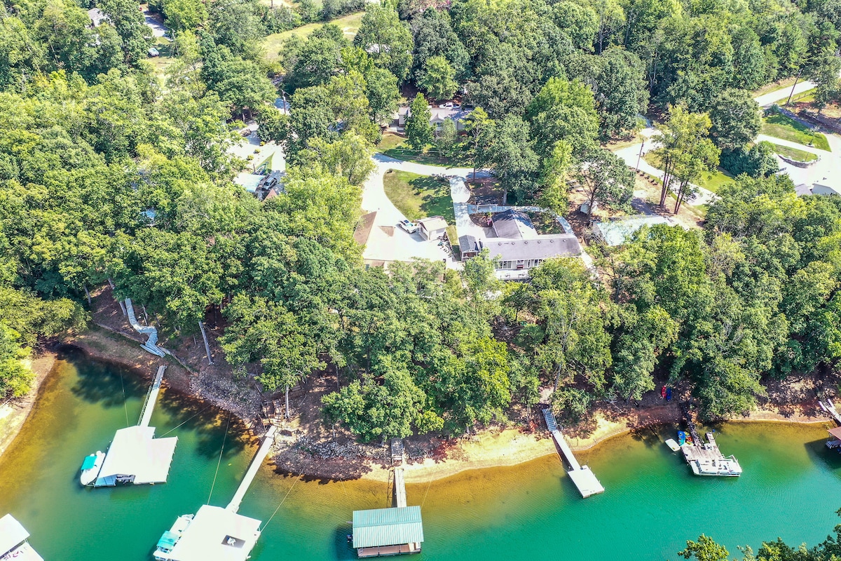 Lake Hartwell Connection