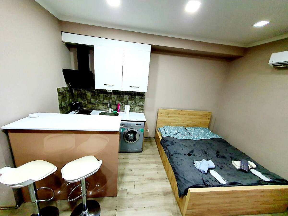 位于第比利斯（ Tbilisi ）中心地带的舒适公寓