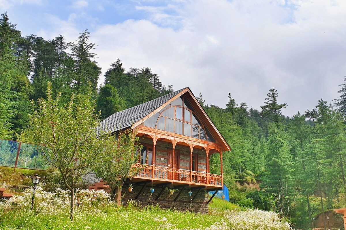 CedarWood Cottage Jungle side天堂，靠近Shimla