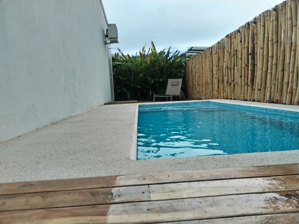Playa Herradura的房子-私人泳池、安全。